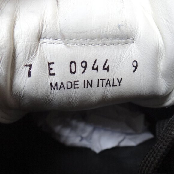 Fendi Leather Lightning Bolt Applique Running Sneakers Size 9 100% Authentic - Picture 6 of 8